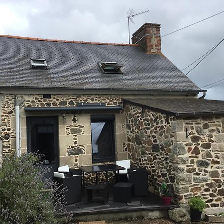 Maison En Pierre A La Campagne Proche De La Mer Plourhan Εξωτερικό φωτογραφία