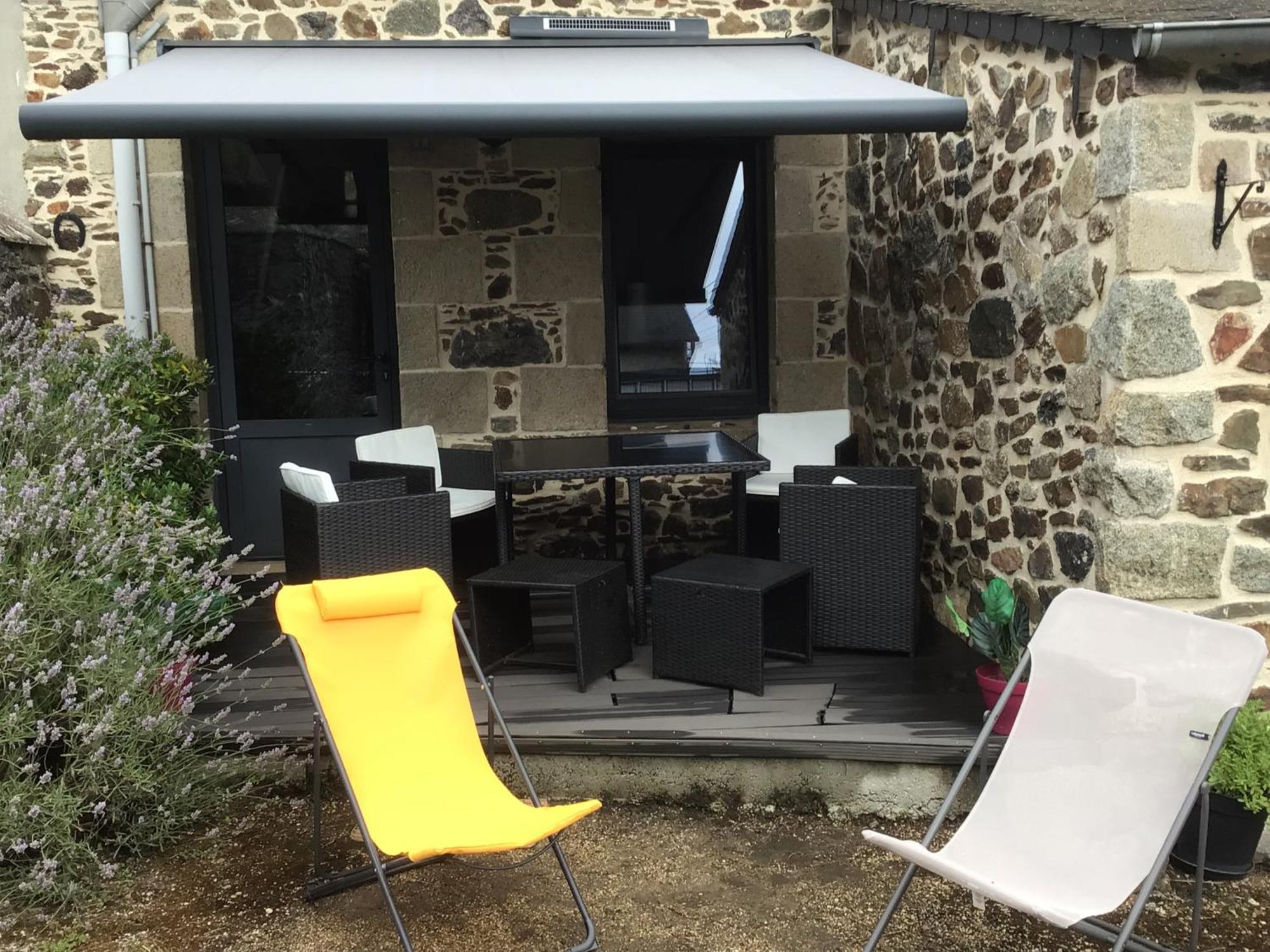 Maison En Pierre A La Campagne Proche De La Mer Plourhan Εξωτερικό φωτογραφία