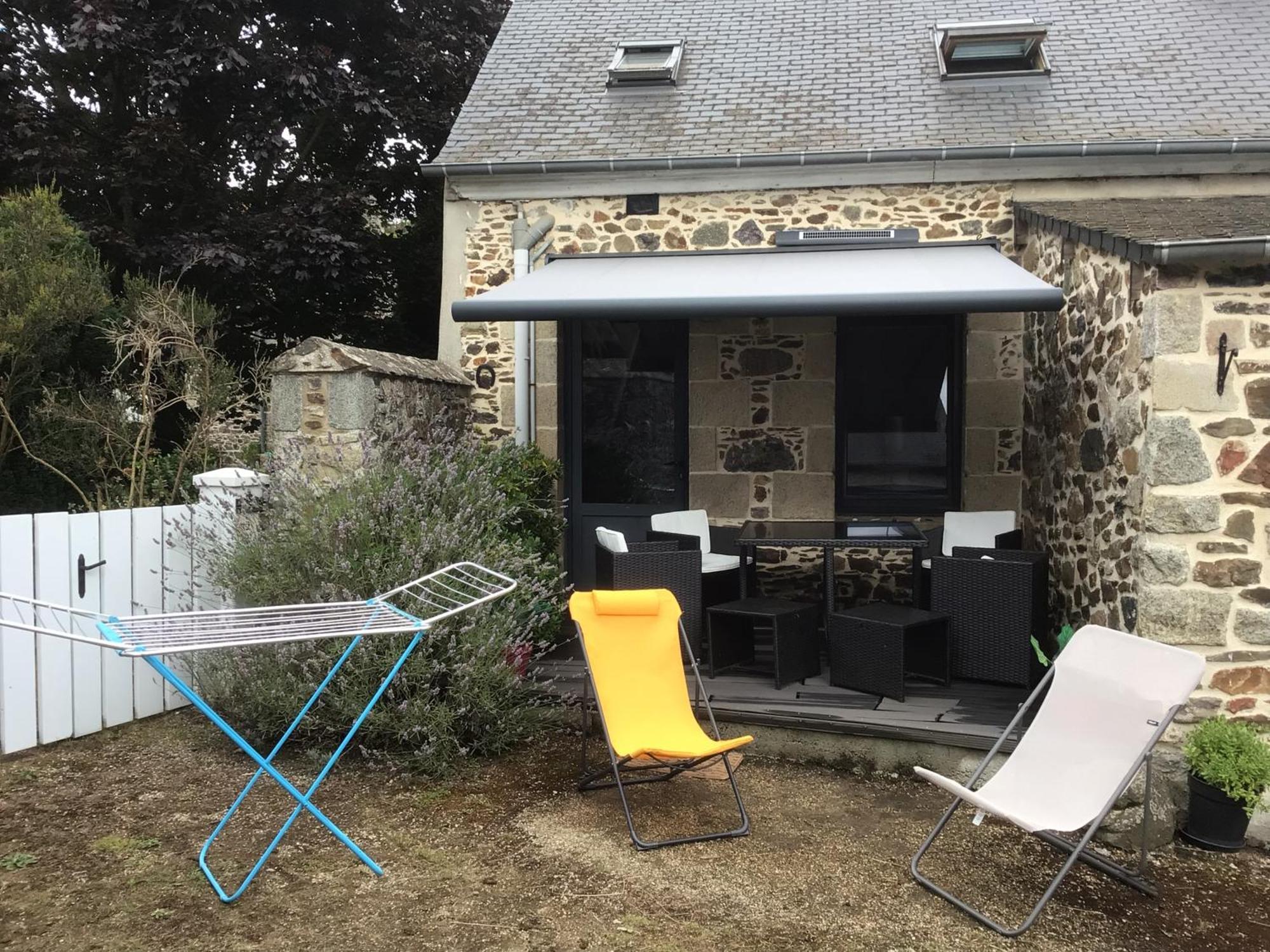 Maison En Pierre A La Campagne Proche De La Mer Plourhan Εξωτερικό φωτογραφία